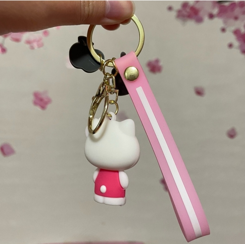 Hello Kitty Keychain - Picture 2 of 11